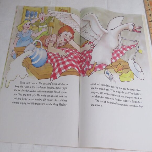 The Ugly Duckling BIG BOOK (almost 2 feet tall) Classroom - Picture 9 of 12